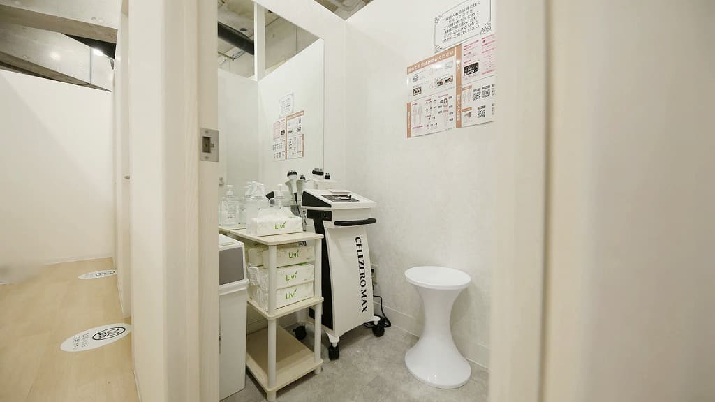 ちょこさま専用 Amazon | キットカット ネスレ エアロミニ 63g | キットカット