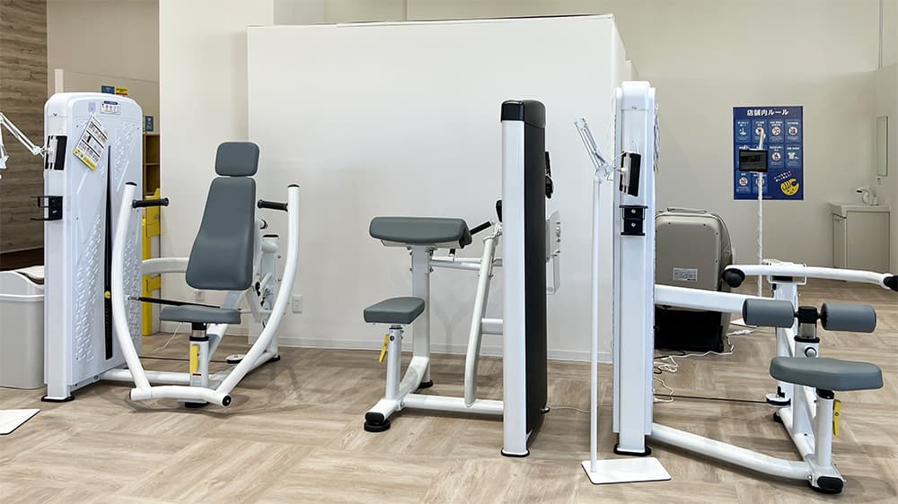 額装済/Tapissos/Esfilagarsats/ジョゼップ ローヨ Slip-On HEPTA FORCE サイクロン 2本出し EXPORT SPEC 政府認証