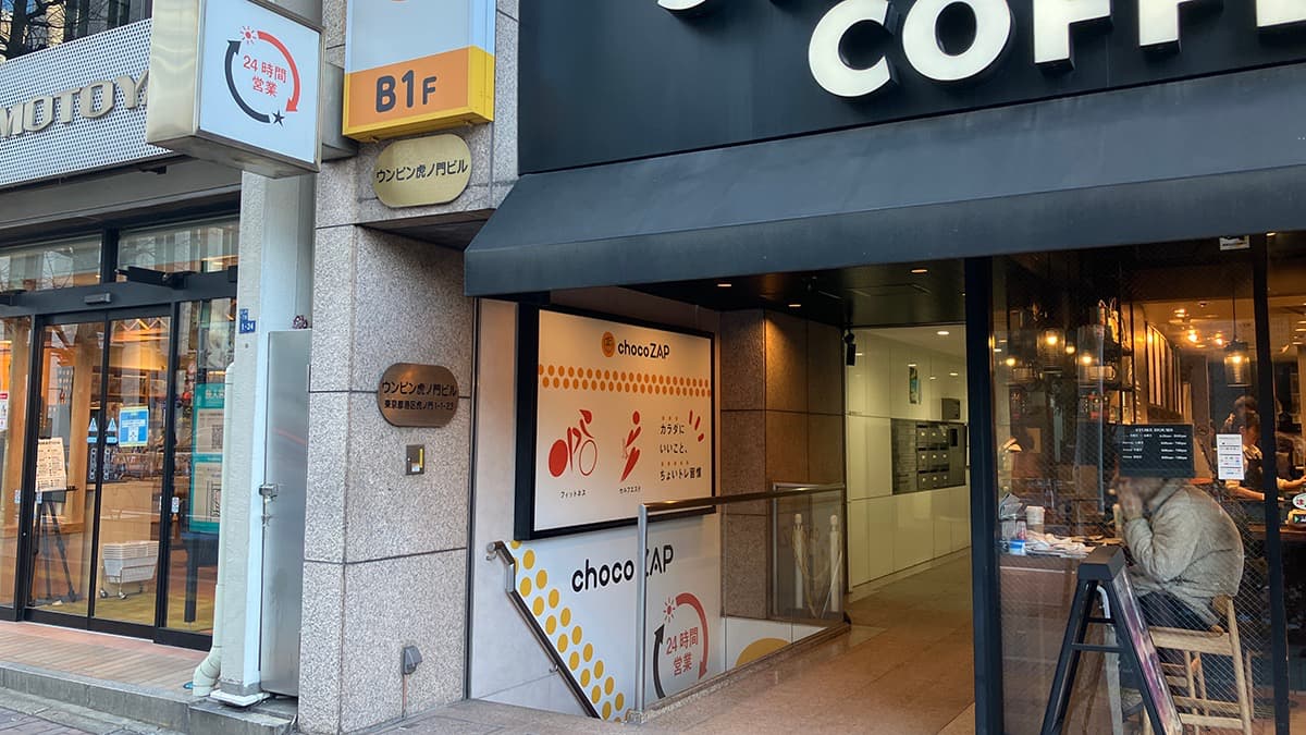 Siyaram Pookodanさん専用 寅壱 ストレッチデニム カーゴパンツ 8930-219 蛇腹プリーツ 耐久性