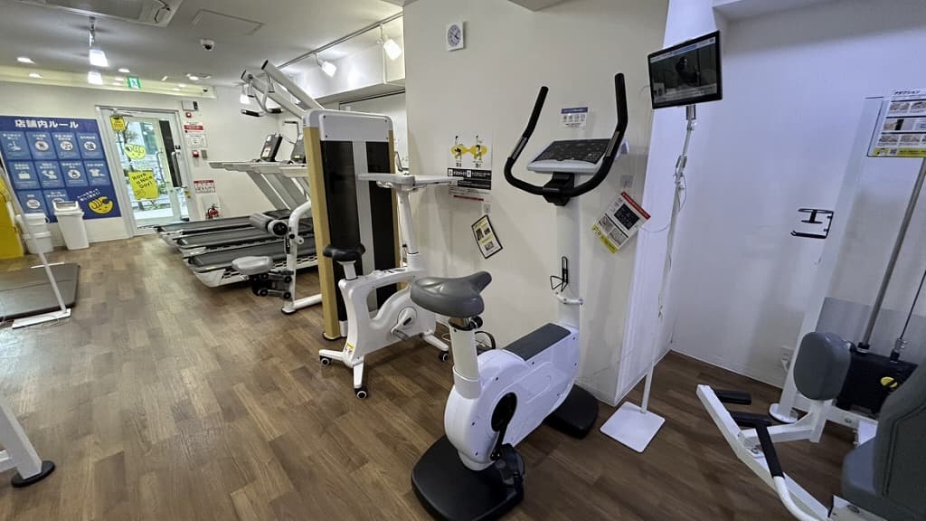 西新宿店 | 東京都新宿区の24時間使えるジムならチョコザップ