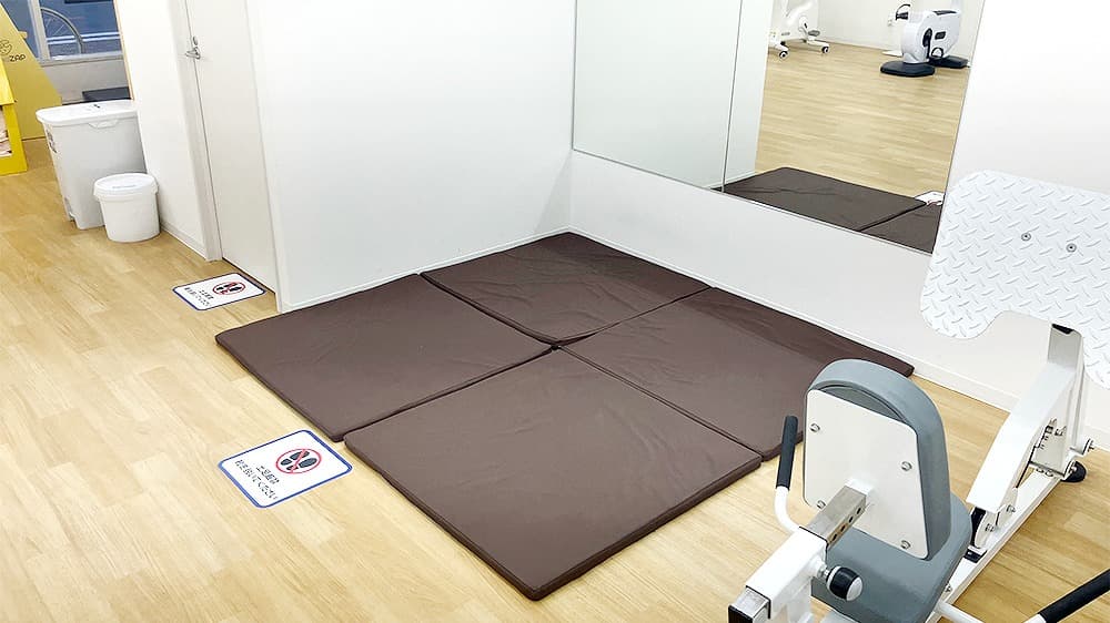 y*o様 畳まず発送　C106　CHOCOLATE SHOP会場限定セット C106 CHOCOLATE SHOP会場限定セット|mercariメルカリ官方指定
