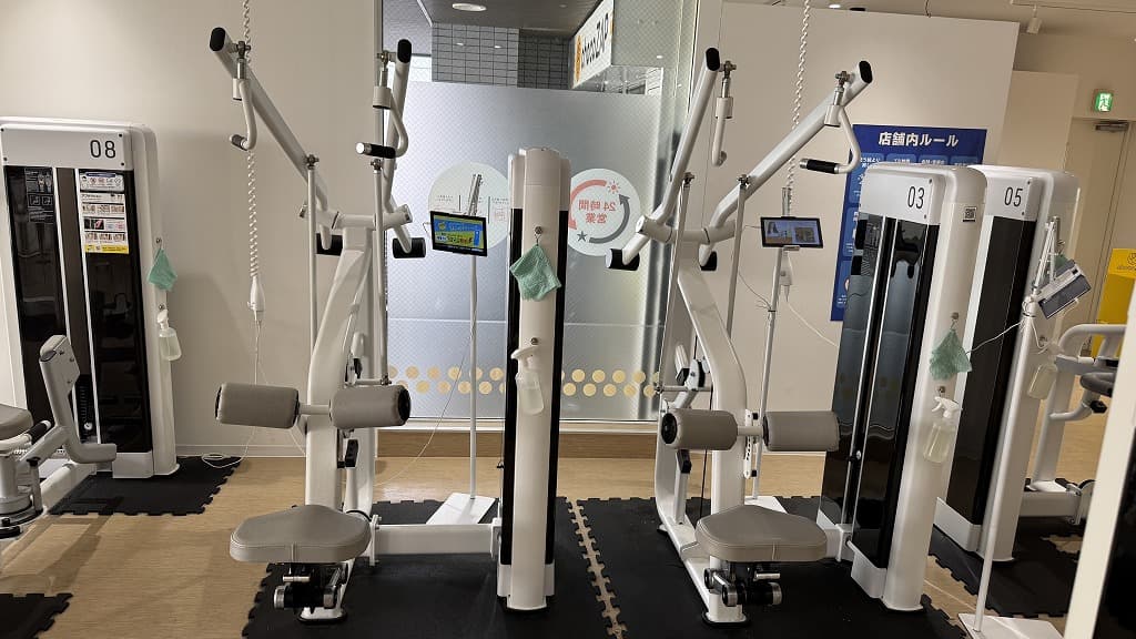 上福岡店 | 埼玉県ふじみ野市の24時間使えるジムならチョコザップ