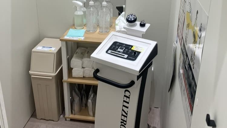 イオンヌ11　famサマ 座間市】可愛い移動販売車で限定グッズ販売！ ハワイ生まれの